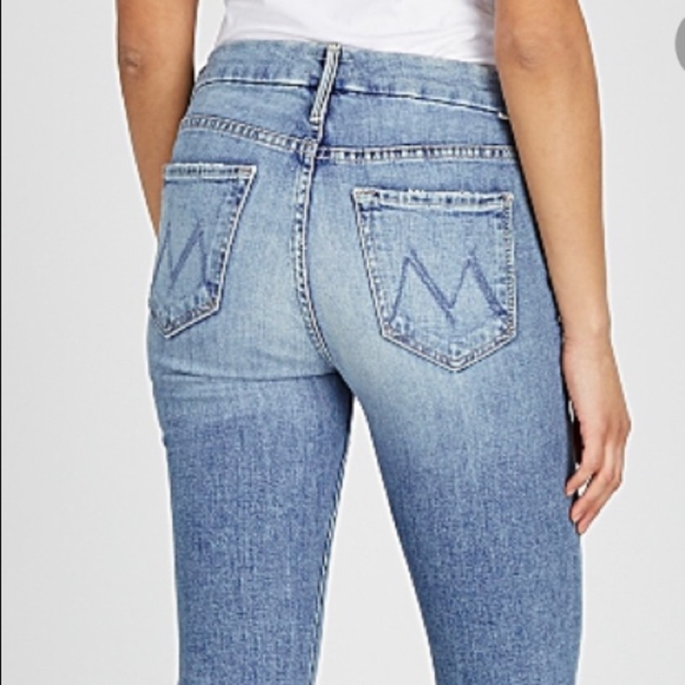 MOTHER “The Looker” Ankle step Fray Jeans